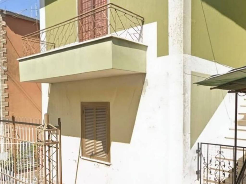 appartamento in vendita ad Albano Laziale in zona Cecchina