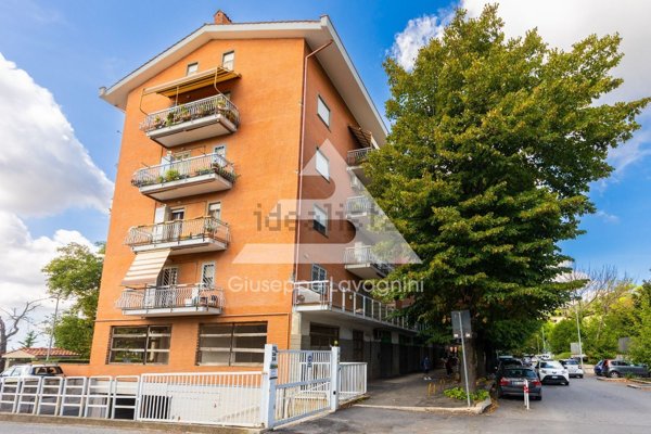 appartamento in vendita ad Albano Laziale