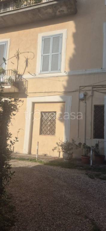 appartamento in vendita ad Albano Laziale