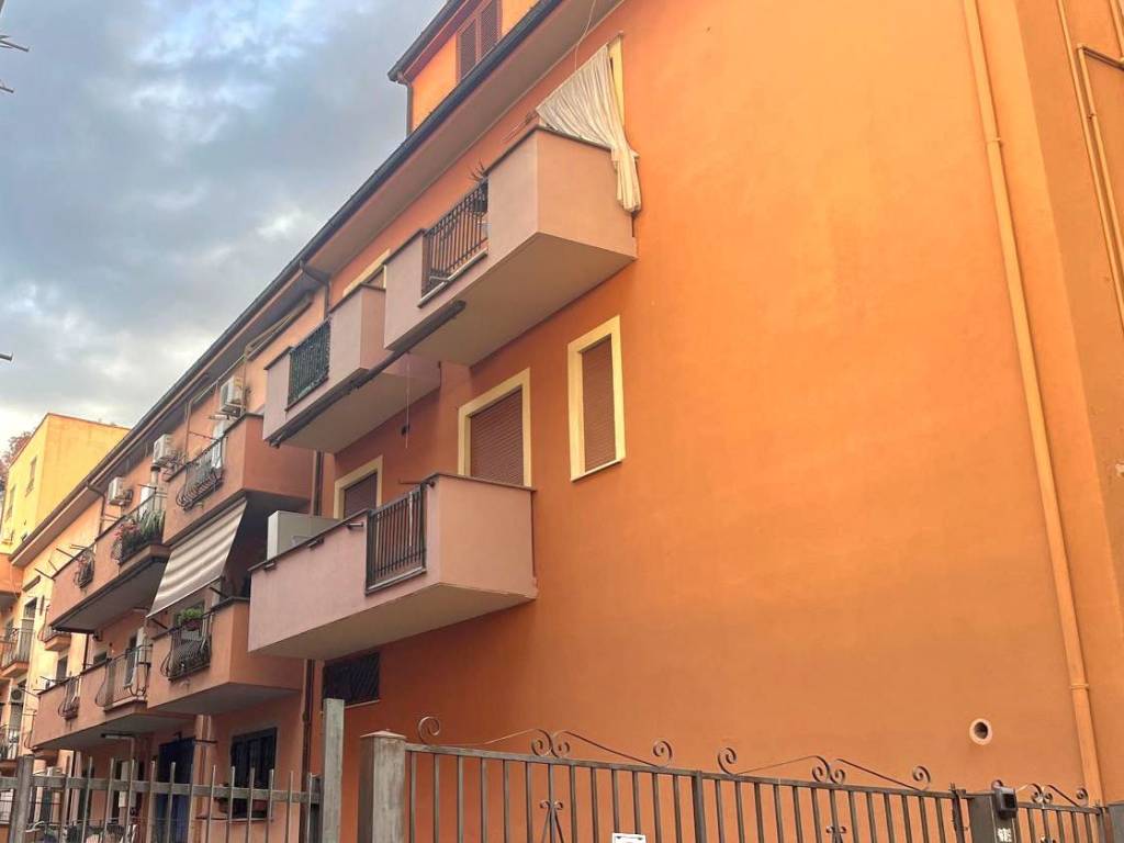 appartamento in vendita ad Albano Laziale in zona Cecchina