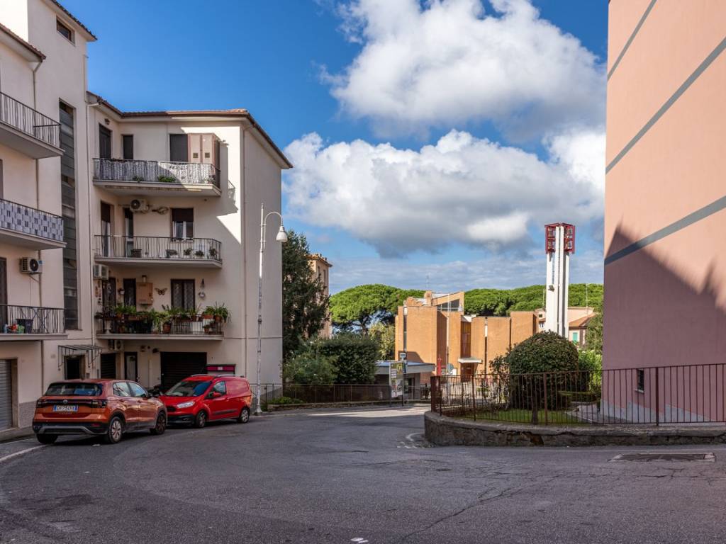 appartamento in vendita ad Albano Laziale