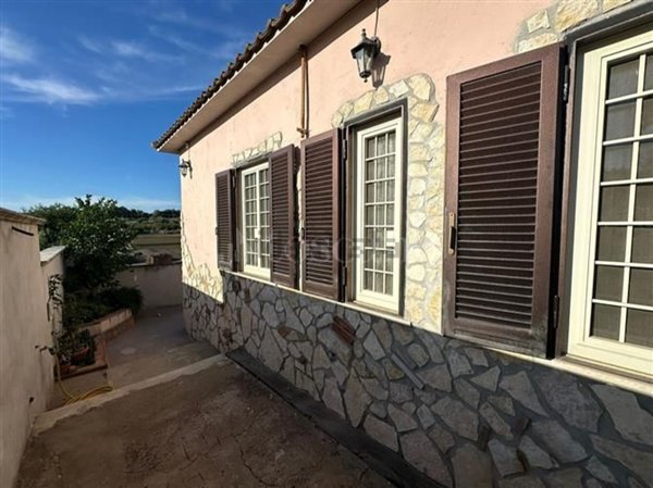 casa indipendente in vendita ad Albano Laziale in zona Cecchina