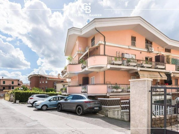 appartamento in vendita ad Albano Laziale
