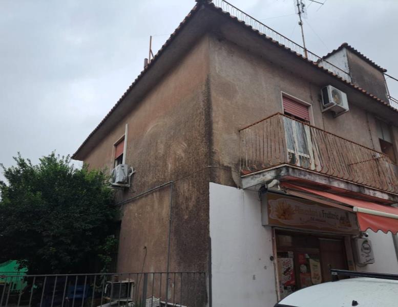 appartamento in vendita ad Albano Laziale in zona Cecchina