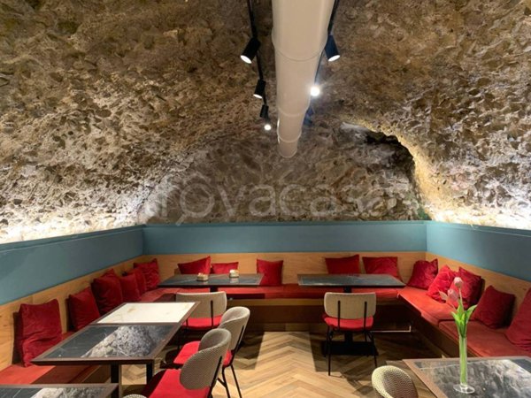 negozio in vendita ad Albano Laziale