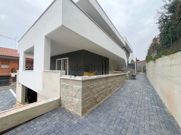 appartamento in vendita ad Albano Laziale