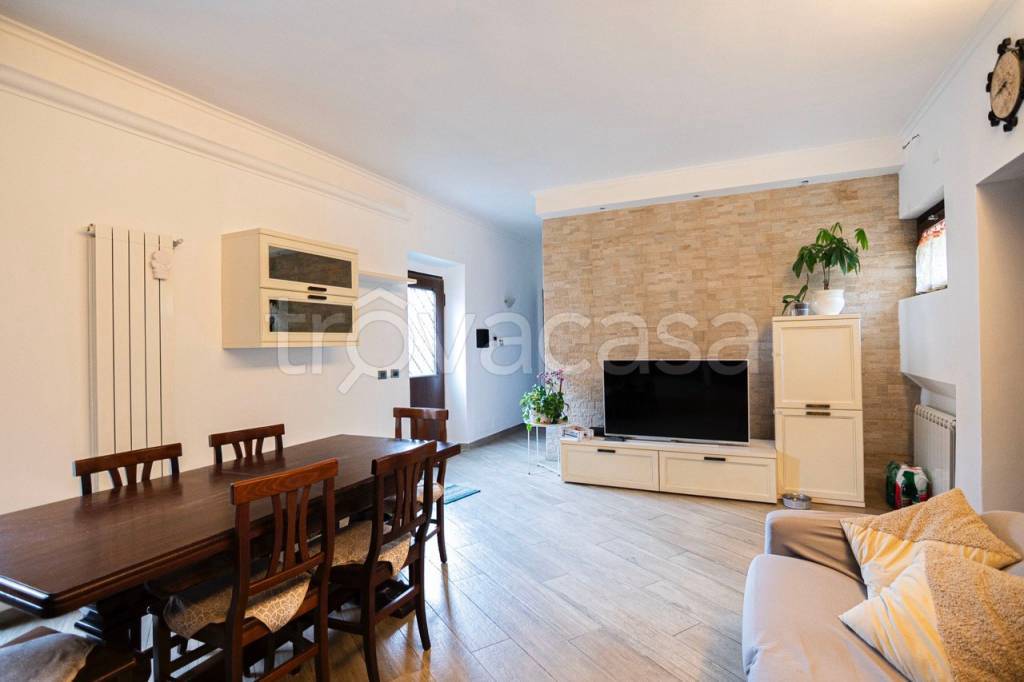 casa indipendente in vendita ad Albano Laziale in zona Marfoli