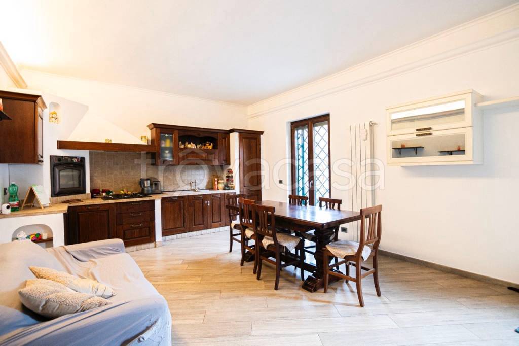 casa indipendente in vendita ad Albano Laziale in zona Marfoli