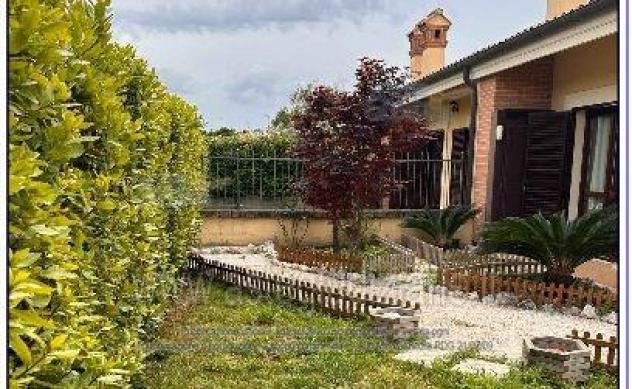 casa indipendente in vendita ad Albano Laziale