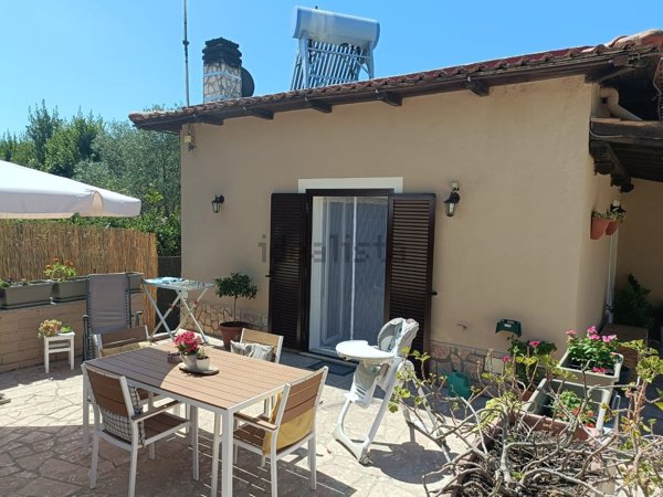 casa indipendente in vendita ad Albano Laziale