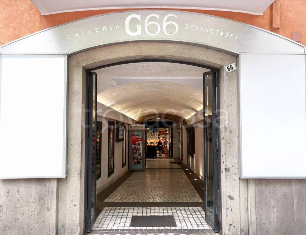 negozio in vendita ad Albano Laziale