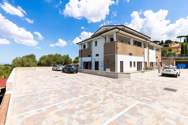 appartamento in vendita ad Albano Laziale