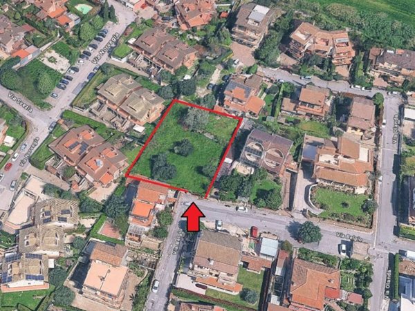 terreno edificabile in vendita ad Albano Laziale in zona Cecchina