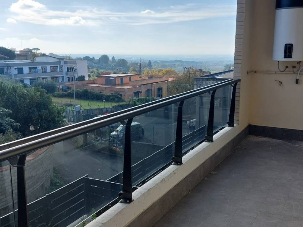 appartamento in vendita ad Albano Laziale