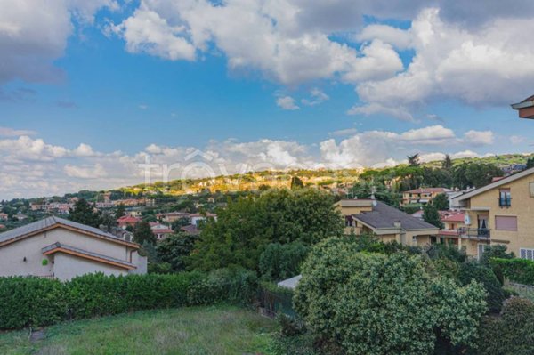 appartamento in vendita ad Albano Laziale