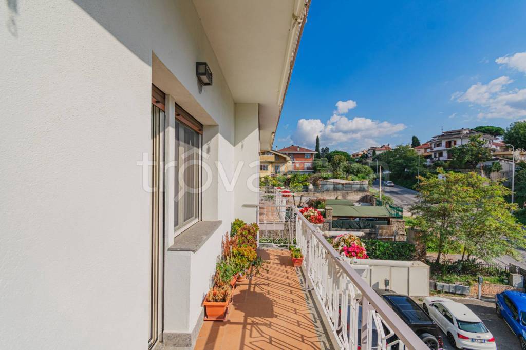 appartamento in vendita ad Albano Laziale