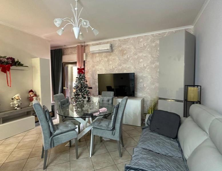 appartamento in vendita ad Albano Laziale in zona Pavona