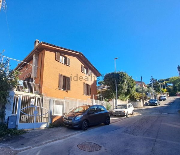 appartamento in vendita ad Albano Laziale