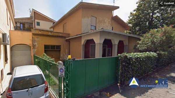 casa indipendente in vendita ad Albano Laziale in zona Pavona