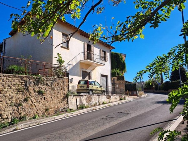 casa indipendente in vendita ad Albano Laziale