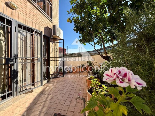 appartamento in vendita ad Albano Laziale in zona Cecchina