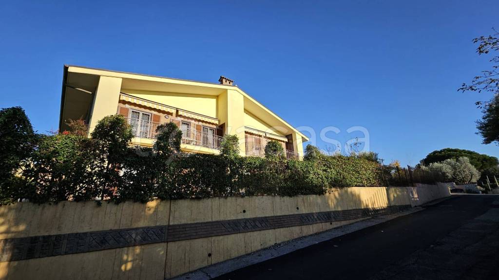 appartamento in vendita ad Albano Laziale