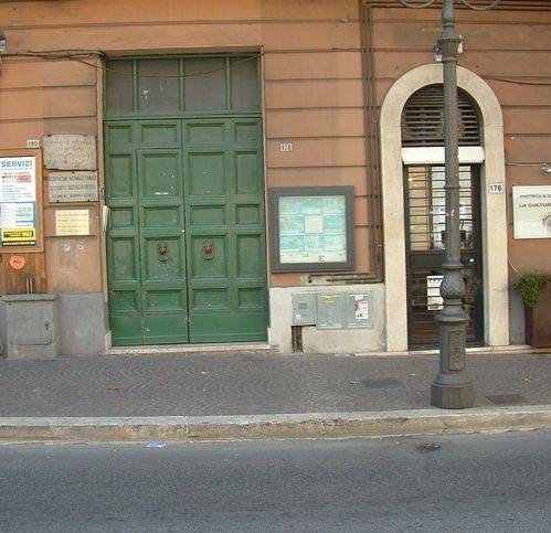 negozio in vendita ad Albano Laziale