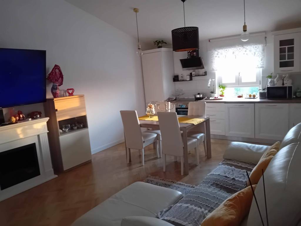 appartamento in vendita ad Albano Laziale in zona Pavona