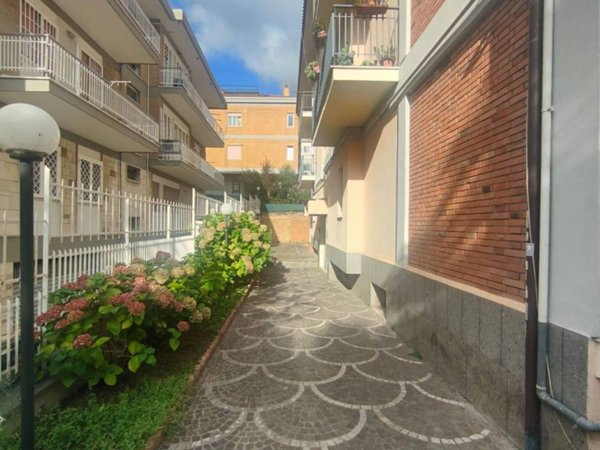 appartamento in vendita ad Albano Laziale