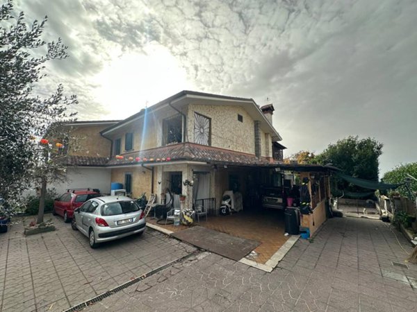 casa indipendente in vendita ad Albano Laziale