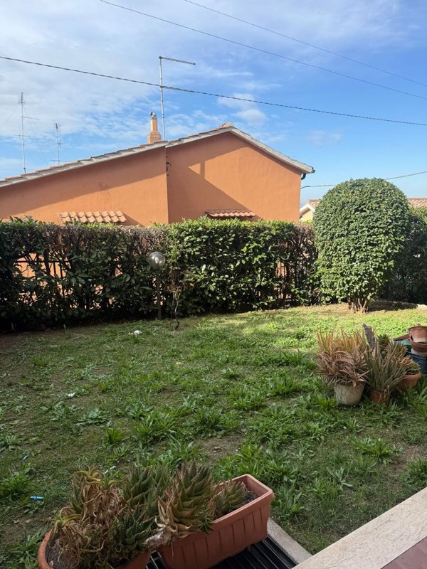 appartamento in vendita ad Albano Laziale