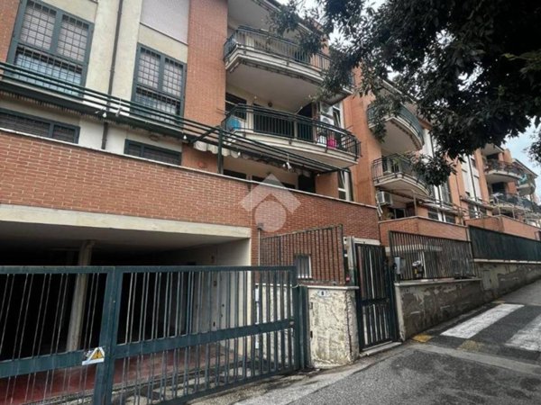 appartamento in vendita ad Albano Laziale in zona Cecchina
