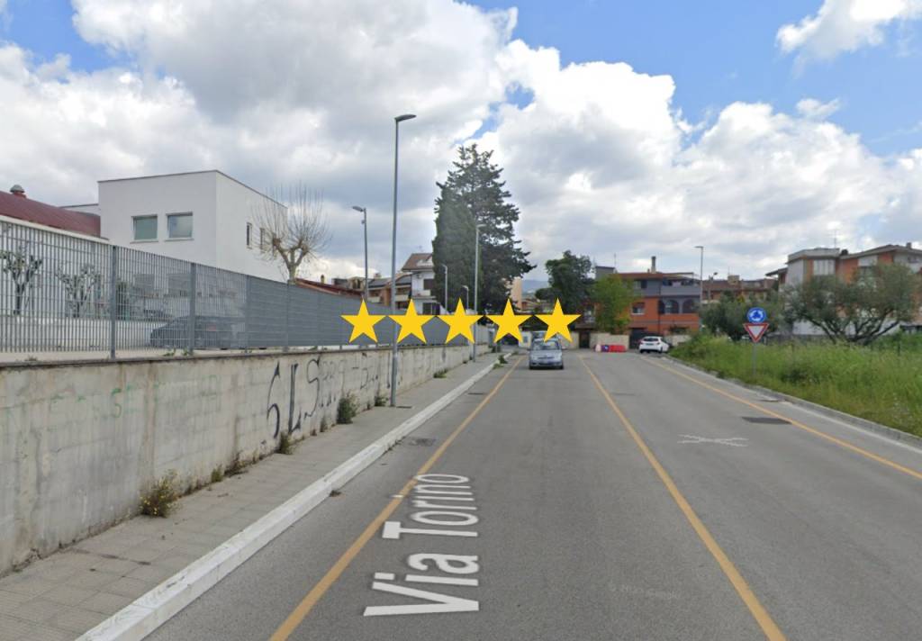 appartamento in vendita ad Albano Laziale in zona Pavona