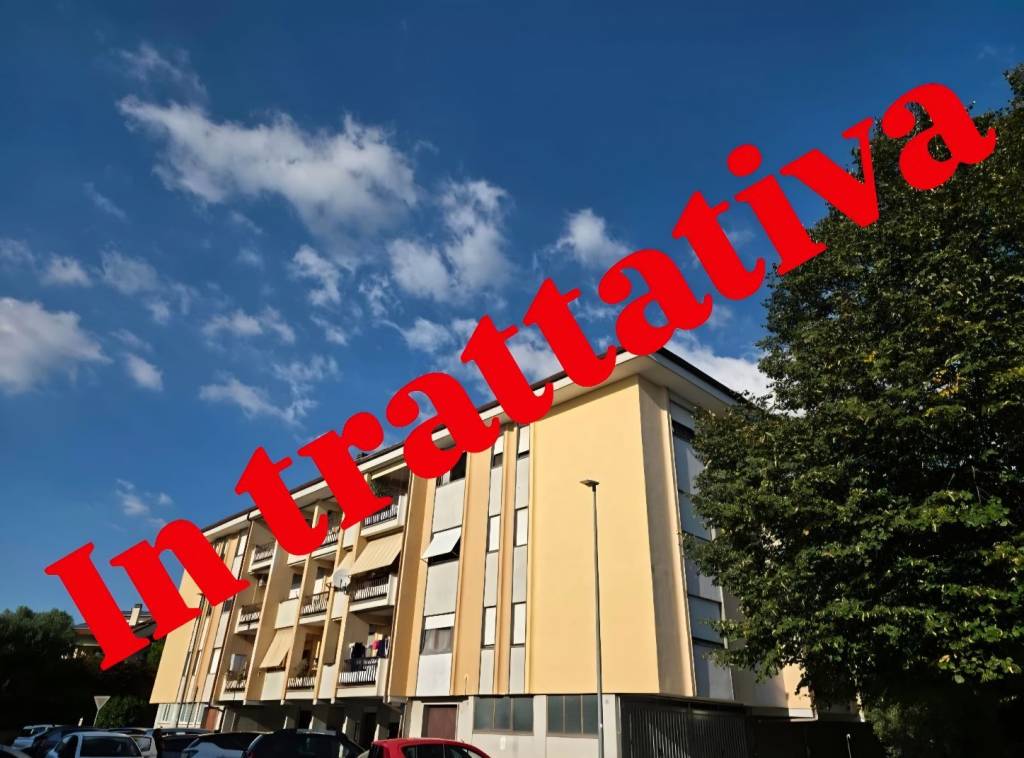 appartamento in vendita ad Albano Laziale in zona Cecchina