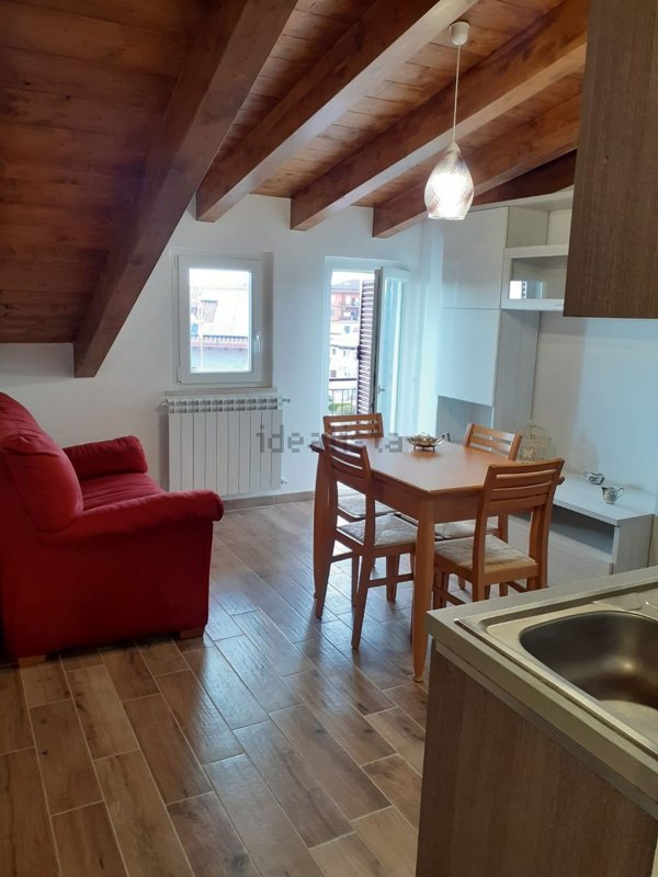 appartamento in vendita ad Albano Laziale in zona Cecchina