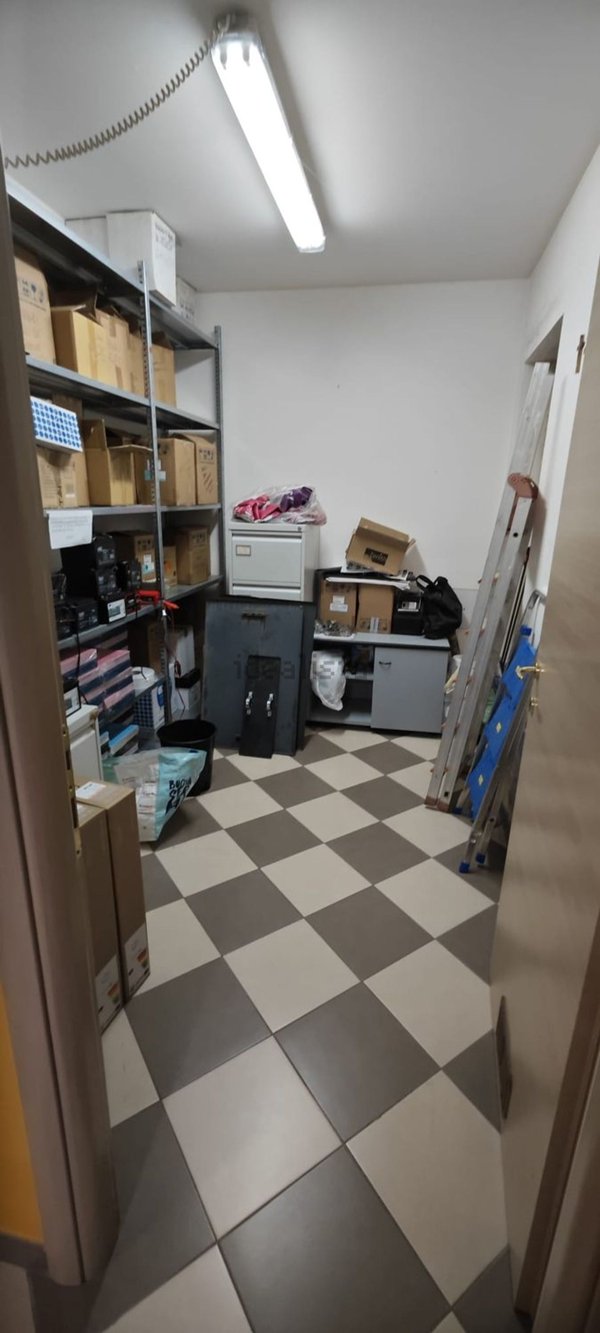 ufficio in vendita ad Albano Laziale