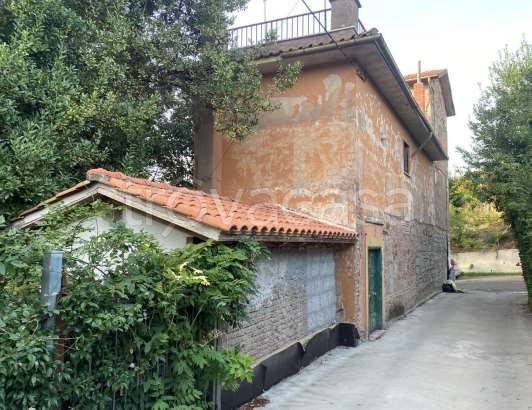 casa indipendente in vendita ad Albano Laziale