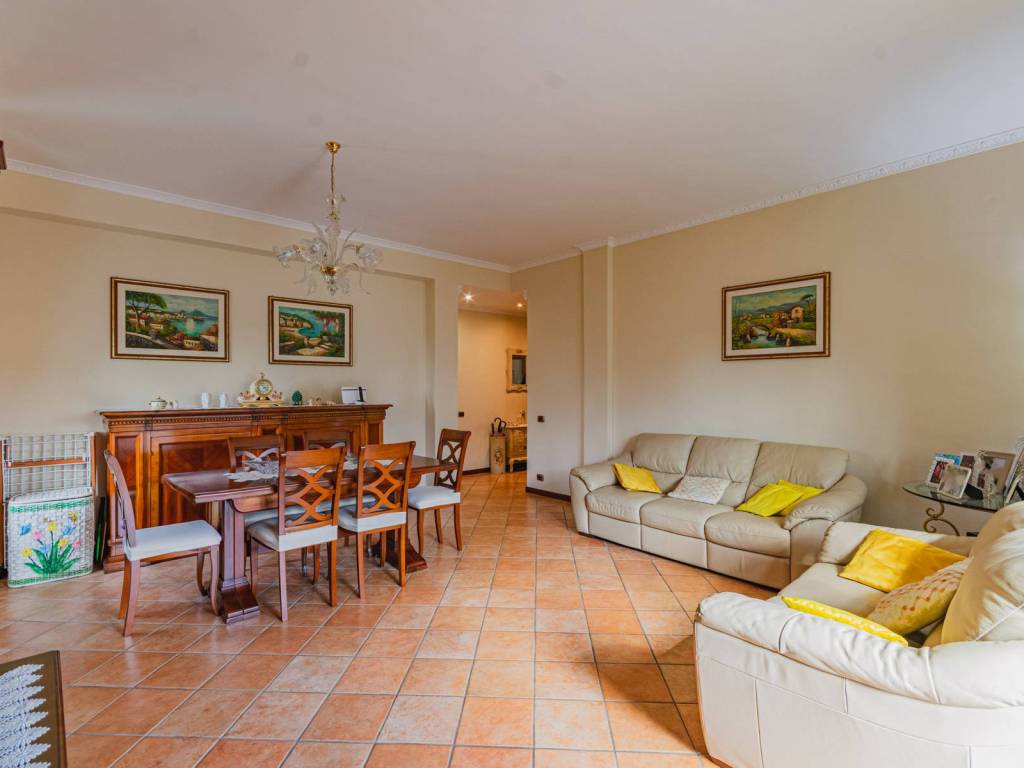 appartamento in vendita ad Albano Laziale