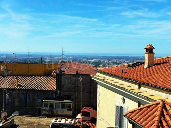 appartamento in vendita ad Albano Laziale