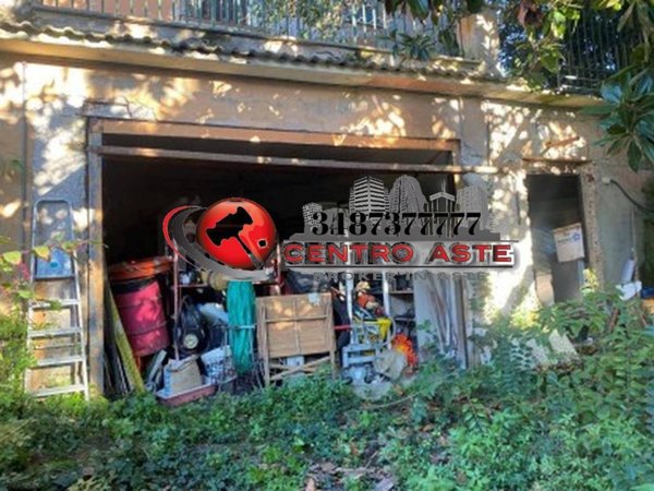 casa indipendente in vendita ad Albano Laziale