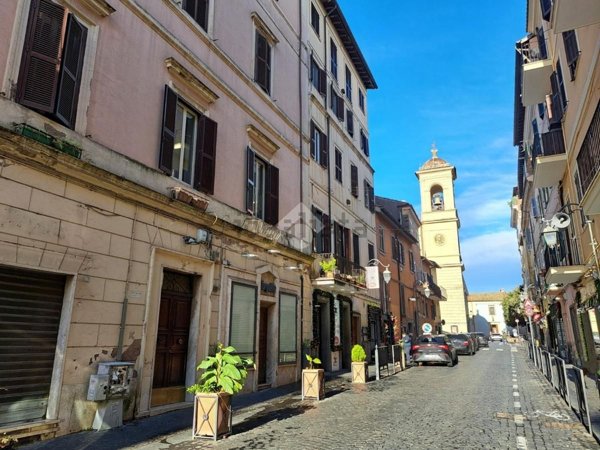 appartamento in vendita ad Albano Laziale