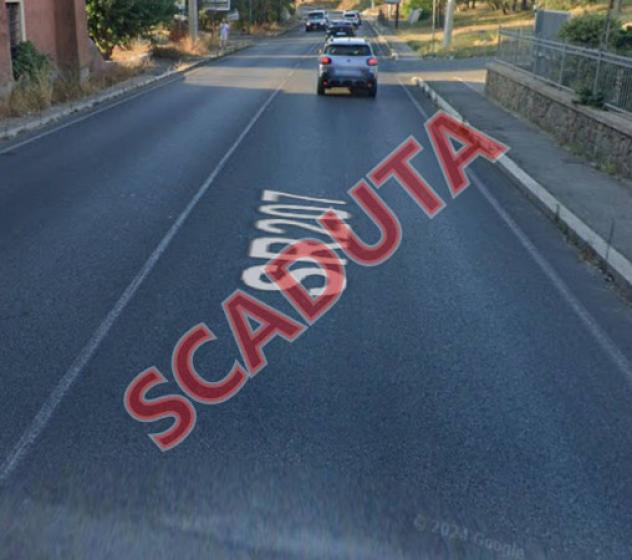 locale commerciale in vendita ad Albano Laziale in zona Pavona