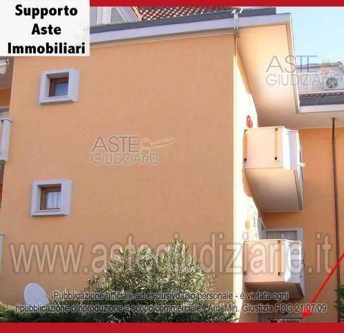 appartamento in vendita ad Albano Laziale in zona Marfoli