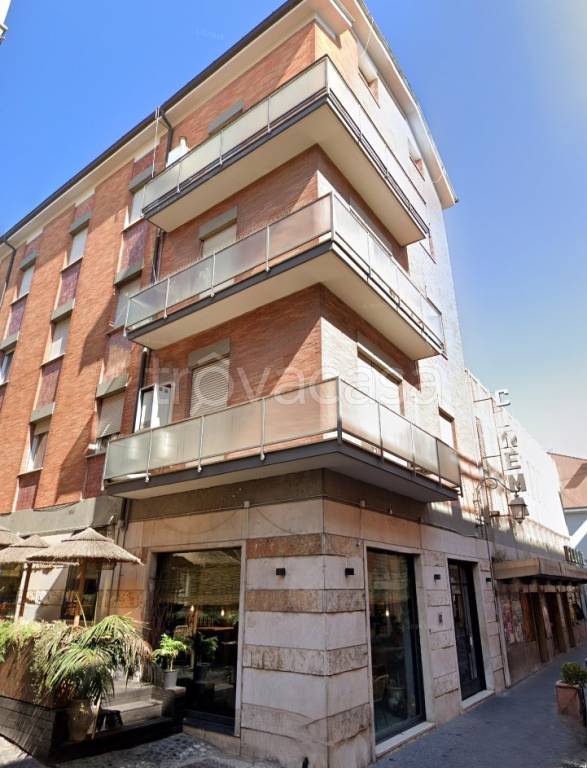 appartamento in vendita ad Albano Laziale