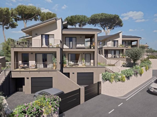 casa indipendente in vendita ad Albano Laziale