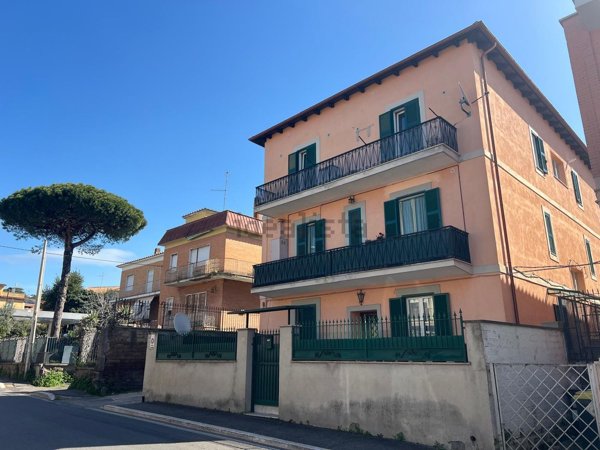 appartamento in vendita ad Albano Laziale