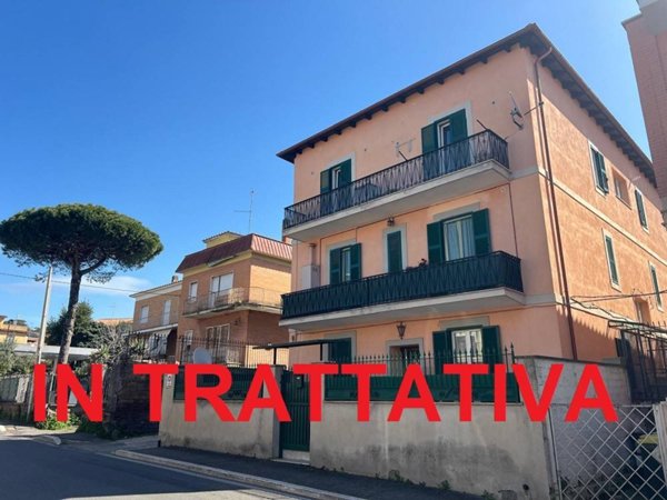 appartamento in vendita ad Albano Laziale