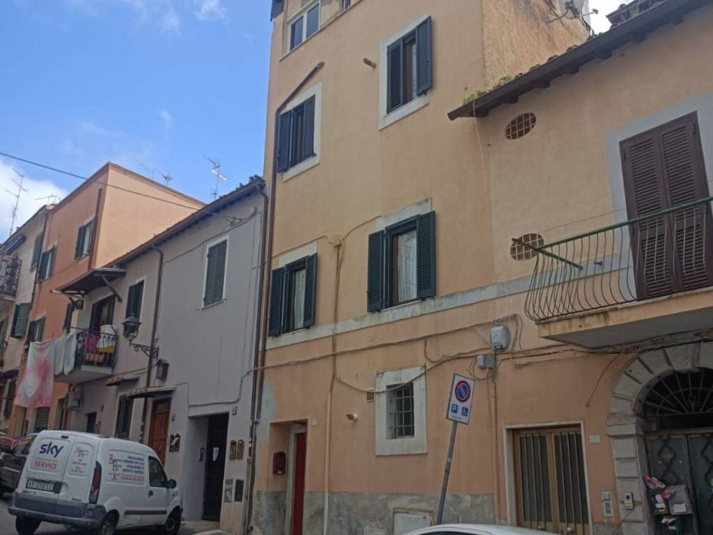 appartamento in vendita ad Albano Laziale