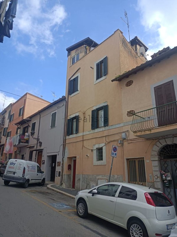 appartamento in vendita ad Albano Laziale