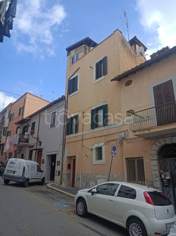 appartamento in vendita ad Albano Laziale